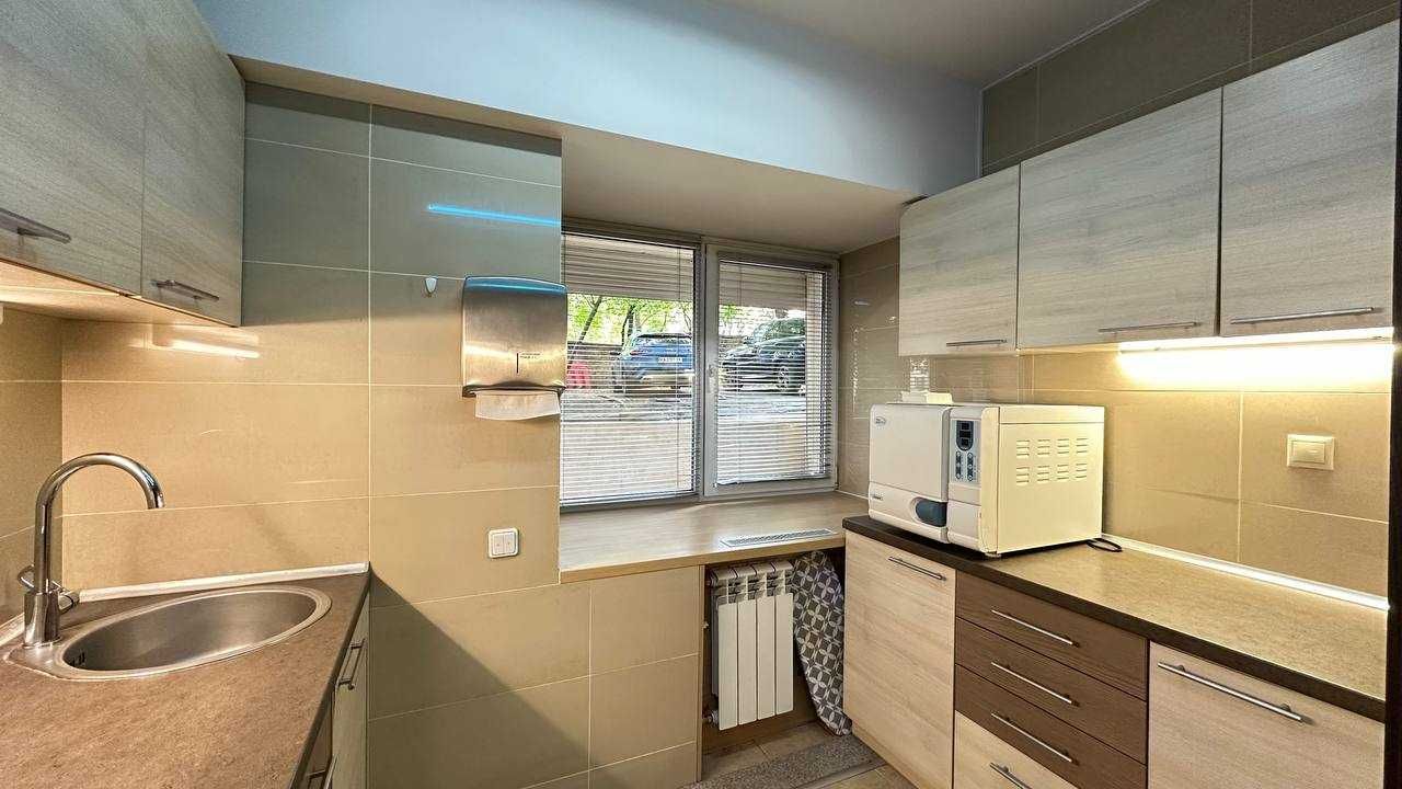 Оренда стоматології, 96 м2, метро Майдан Незалежності. Без%.