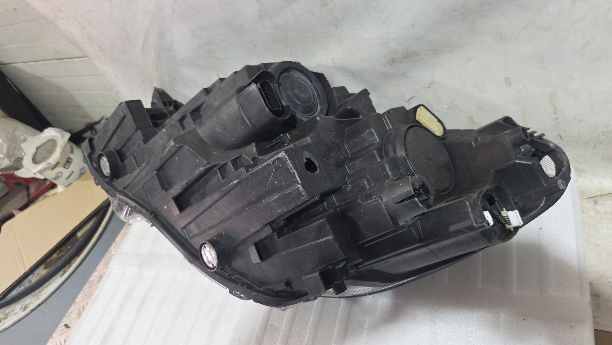 Lampa prawy przód ful led ford kuga 3 III mk3 Europa