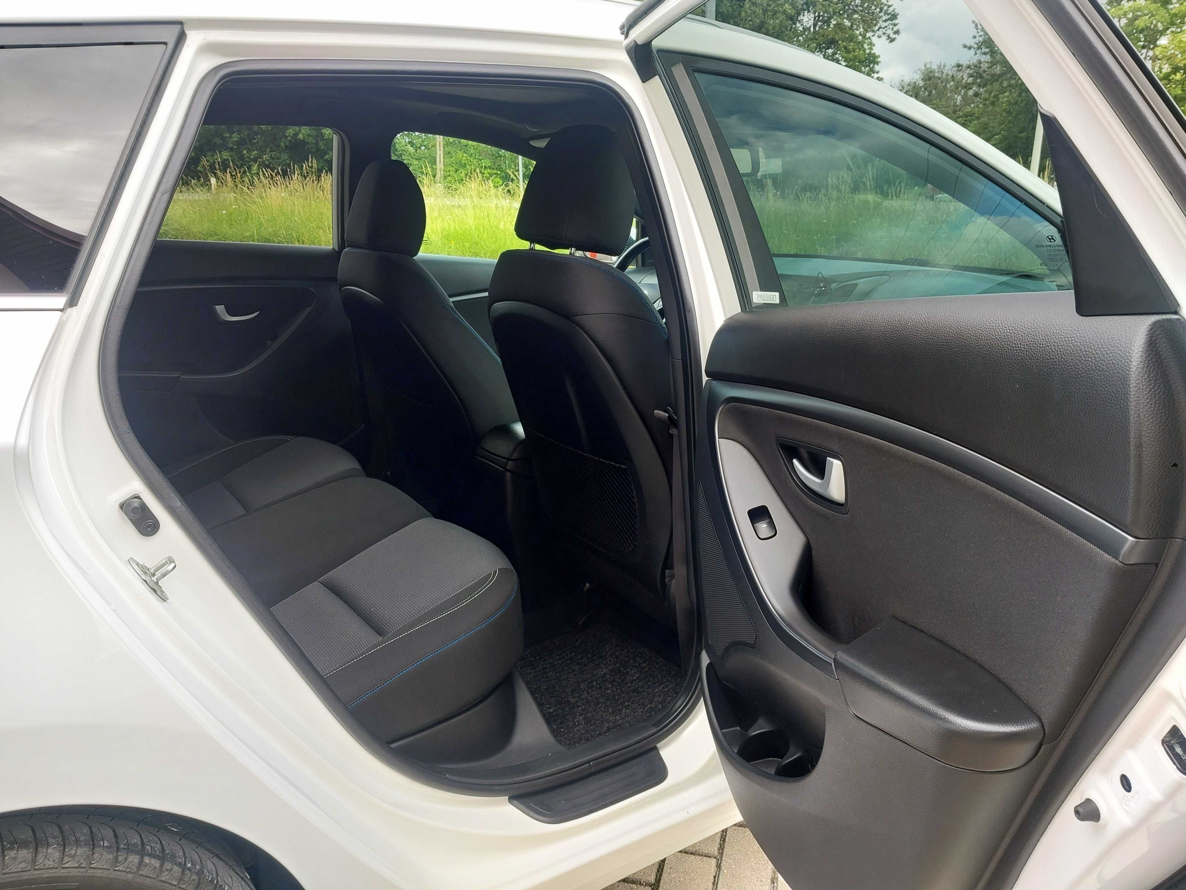 i30 lift/1.6CRDI/Automat/Sprowadzony/Zarejestrowany/Wyposażony/Zadbany