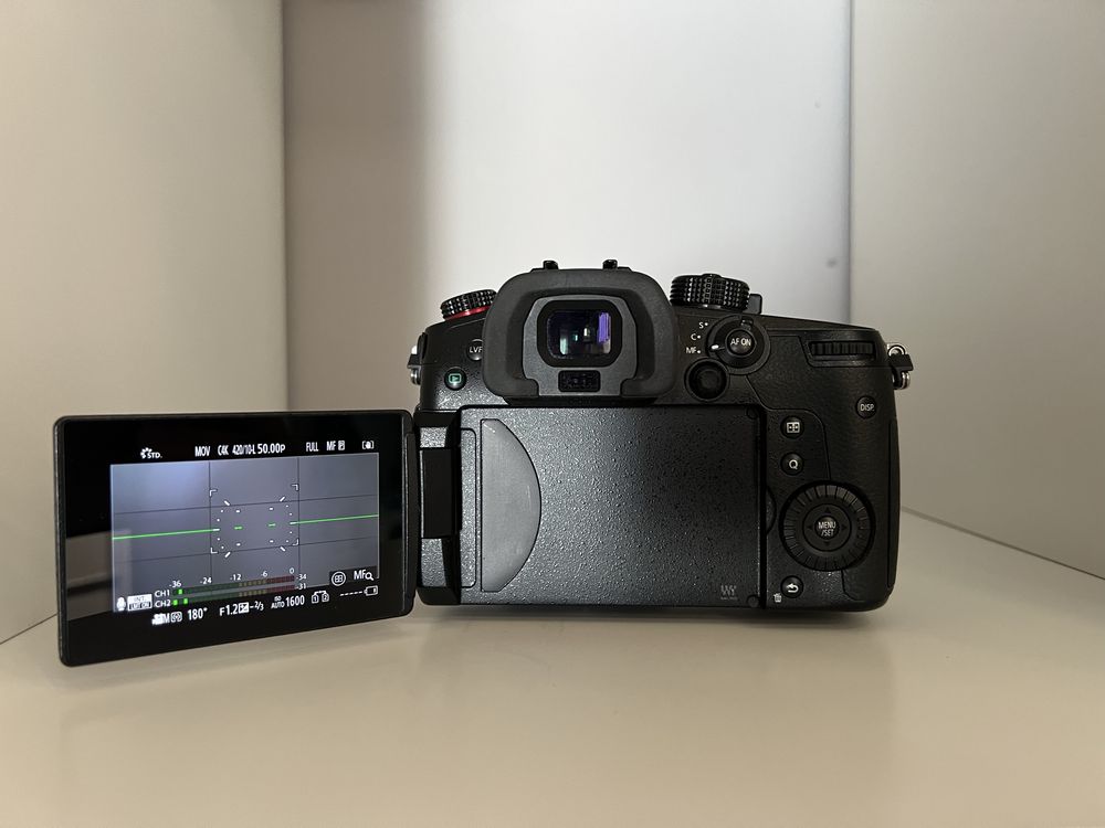Panasonic Lumix Gh5 mark 2 sigma 18-35