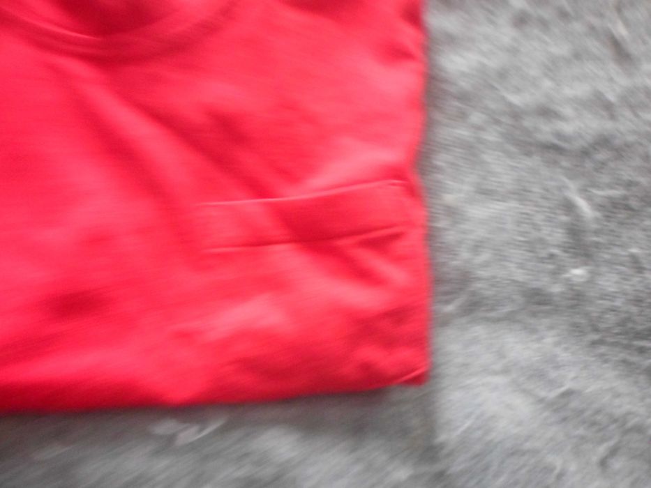 2 t-shirts novas com etiqueta para bebe menino