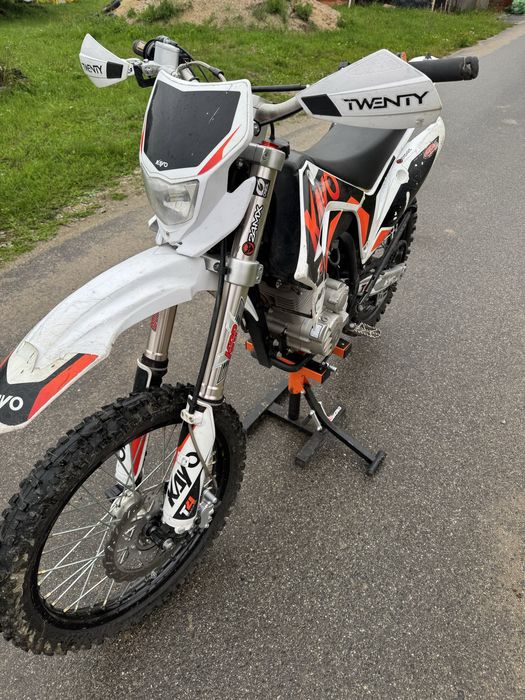 Cross Kayo t4 250