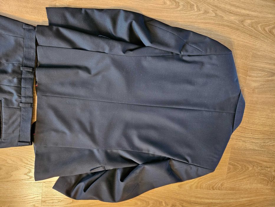 Garnitur męski Giacomo Conti czarny 176/96/82 stan bdb