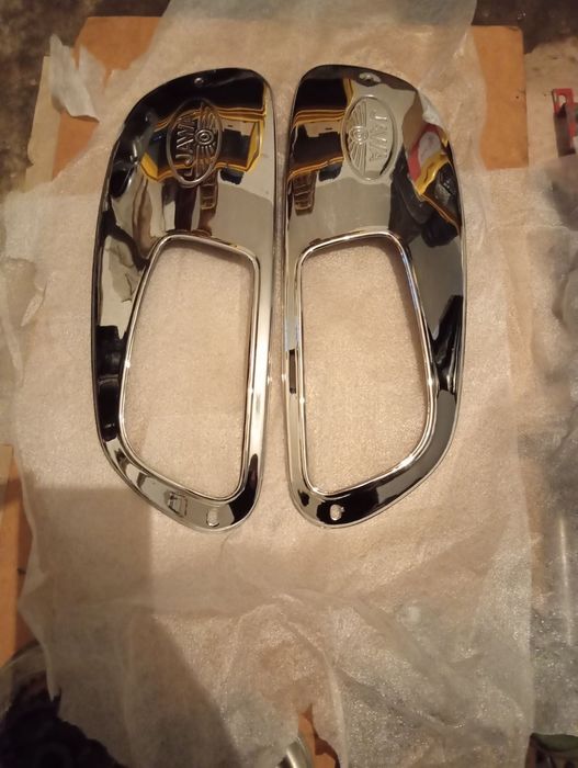 Кришки бака мотора  ява