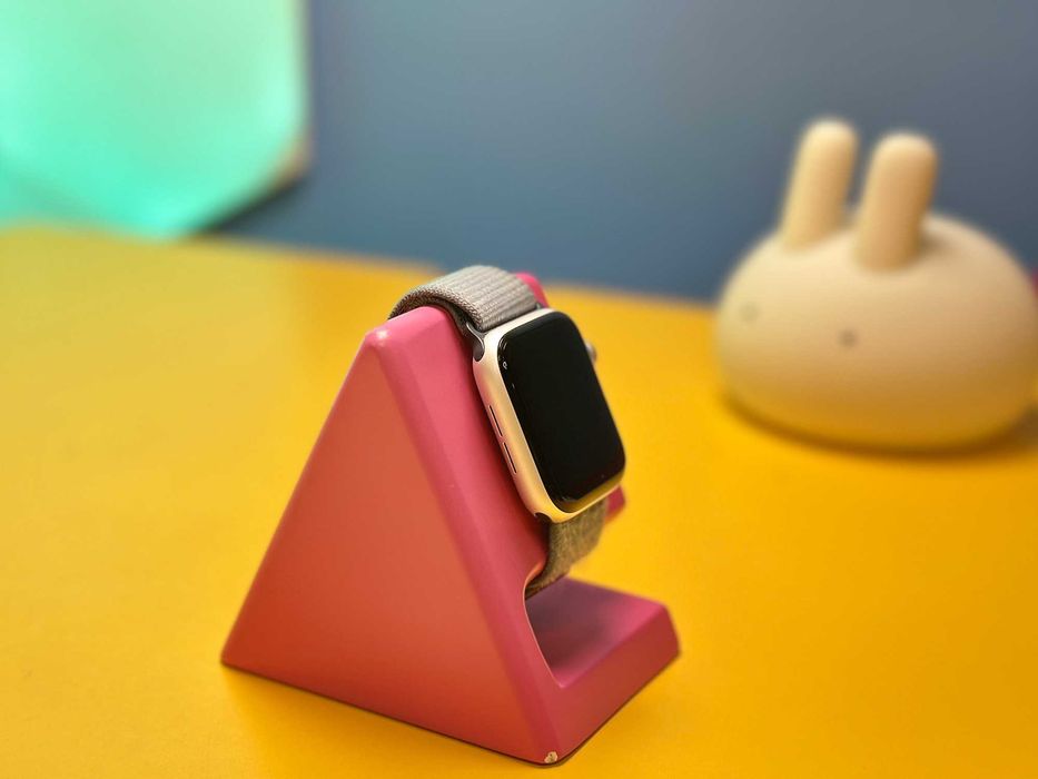 Смарт-годинник Apple Watch SE 2 44mm (147323) Б/У З ГАРАНТІЄЮ
