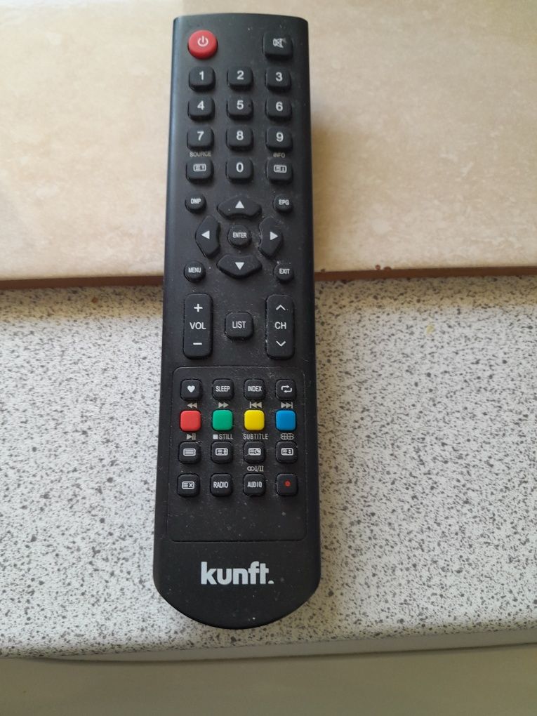 Vendo TV marca Kunft 32 polegadas