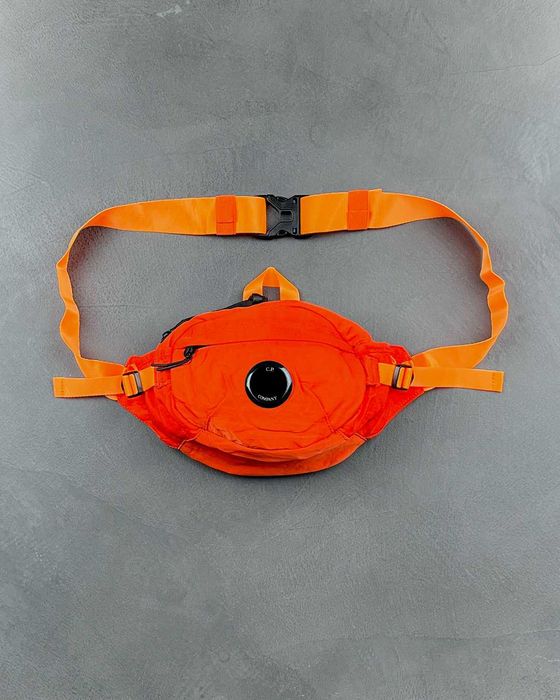 Сумка C.P. Company Nylon B. Crossbody Lens Pack Orange