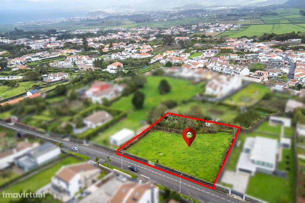 Terreno no Pico da Pedra