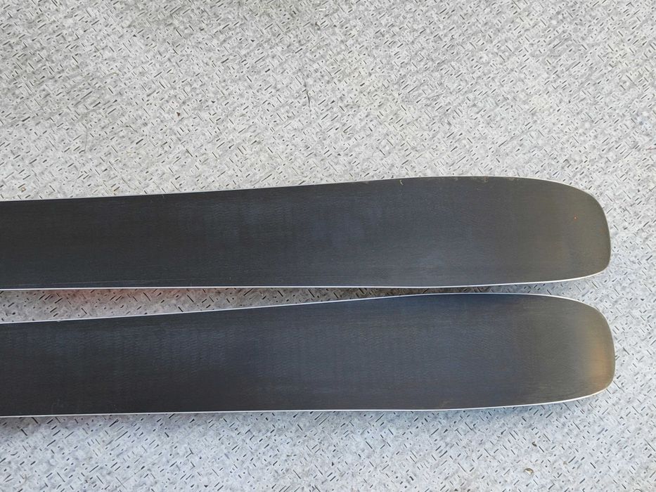 Turbo uniwersalne, świetne narty SALOMON QST MYRIAD 8.5 161 cm !