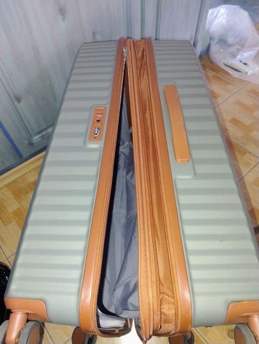 Walizka podróżna 75x50x31