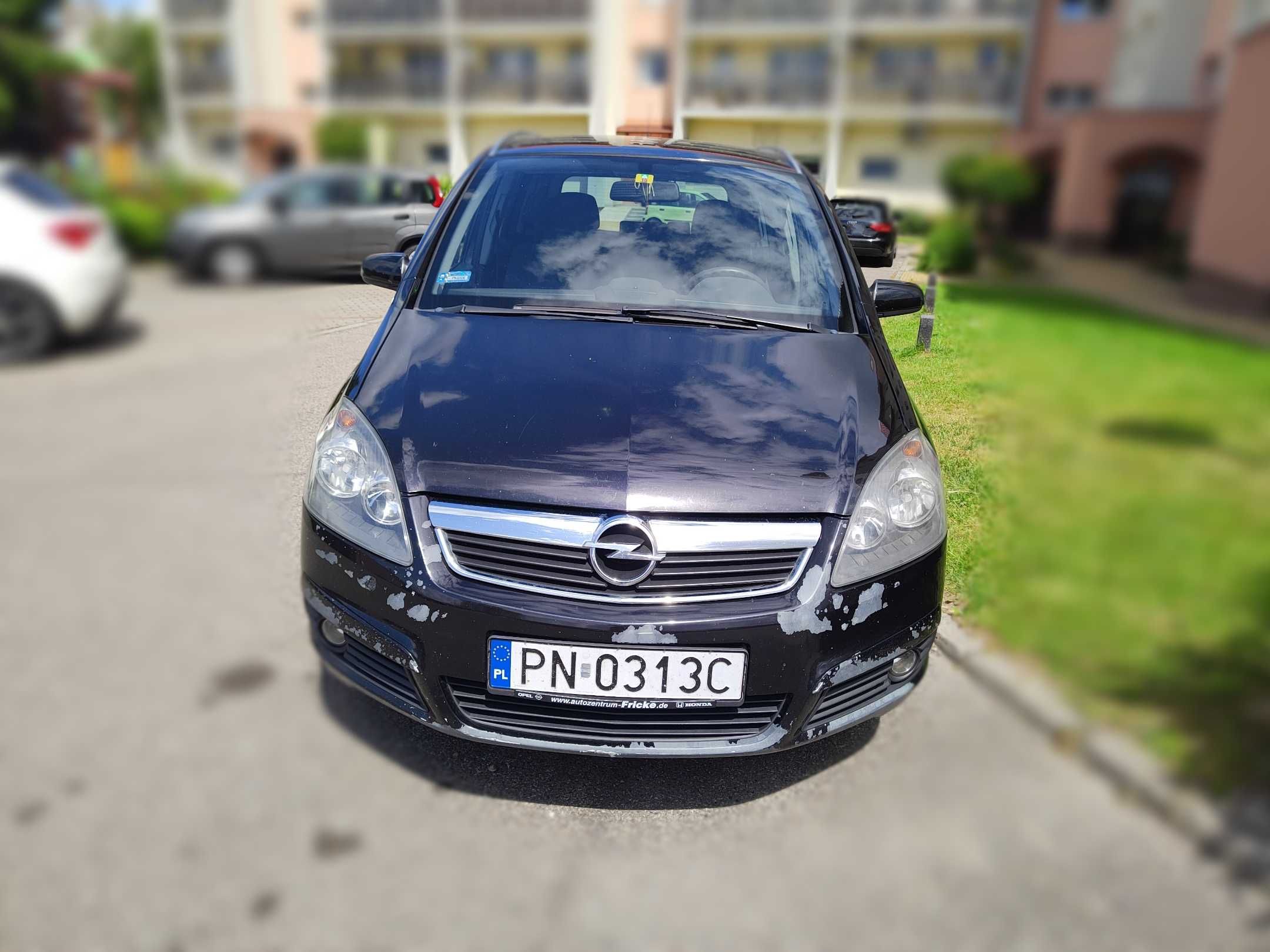 Opel Zafira 1.9 TDI dostosowany dla osoby niepełnosprawnej