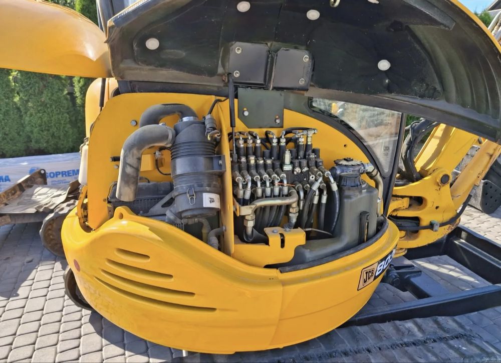 Екскаватор JCB 8032 2005р.в.