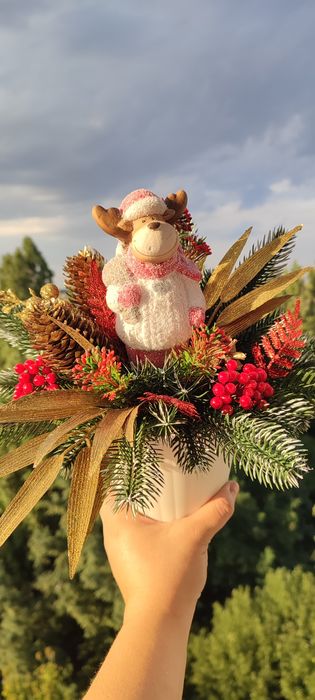 Декор новорічний продам