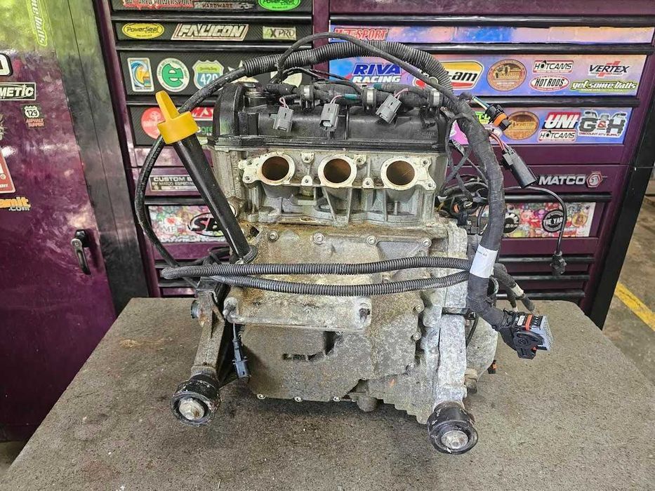 Części do skuterów wodnych SEA DOO Spark 900 Trixx SILNIK !!