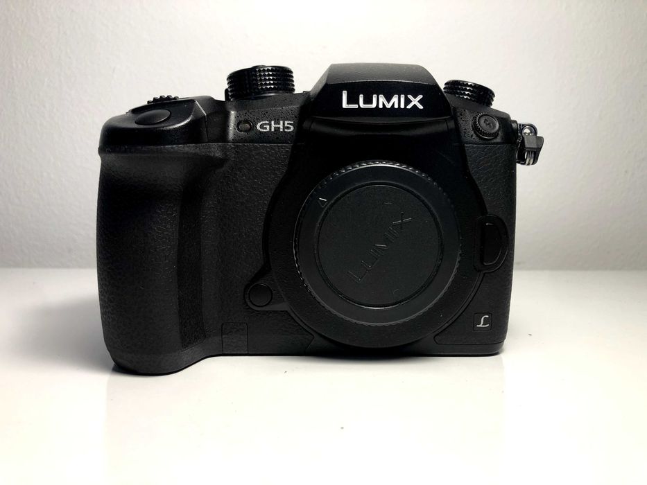 Panasonic GH5 como nova 2430 disparos