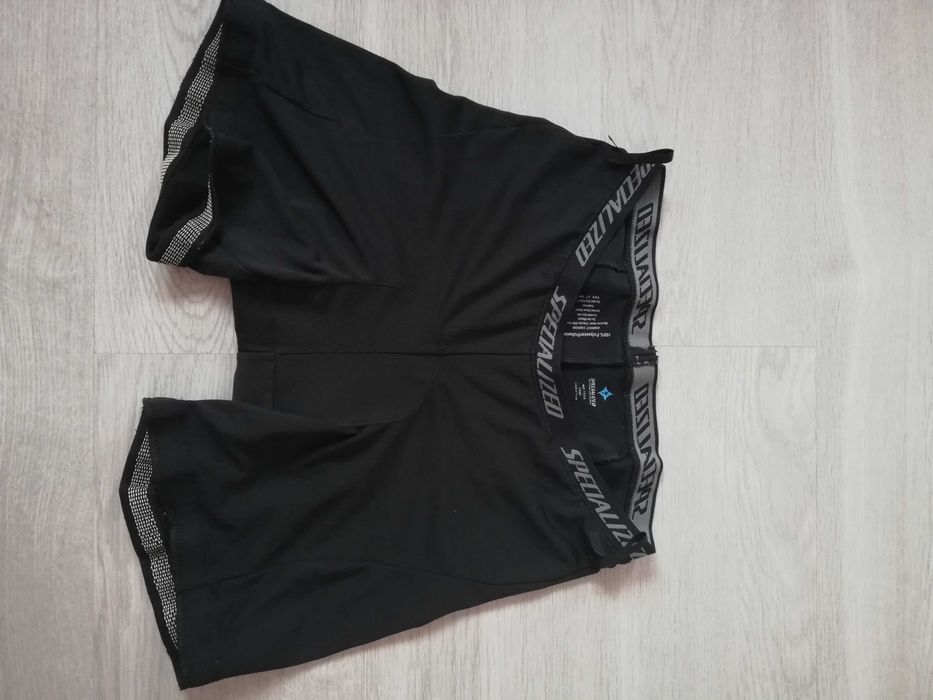 spodenki rowerowe Speclized damskie roz. L