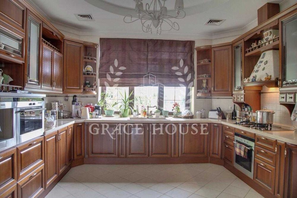 Продажа добротного дома с бассейном у леса Кременище Лесники Ходосовка