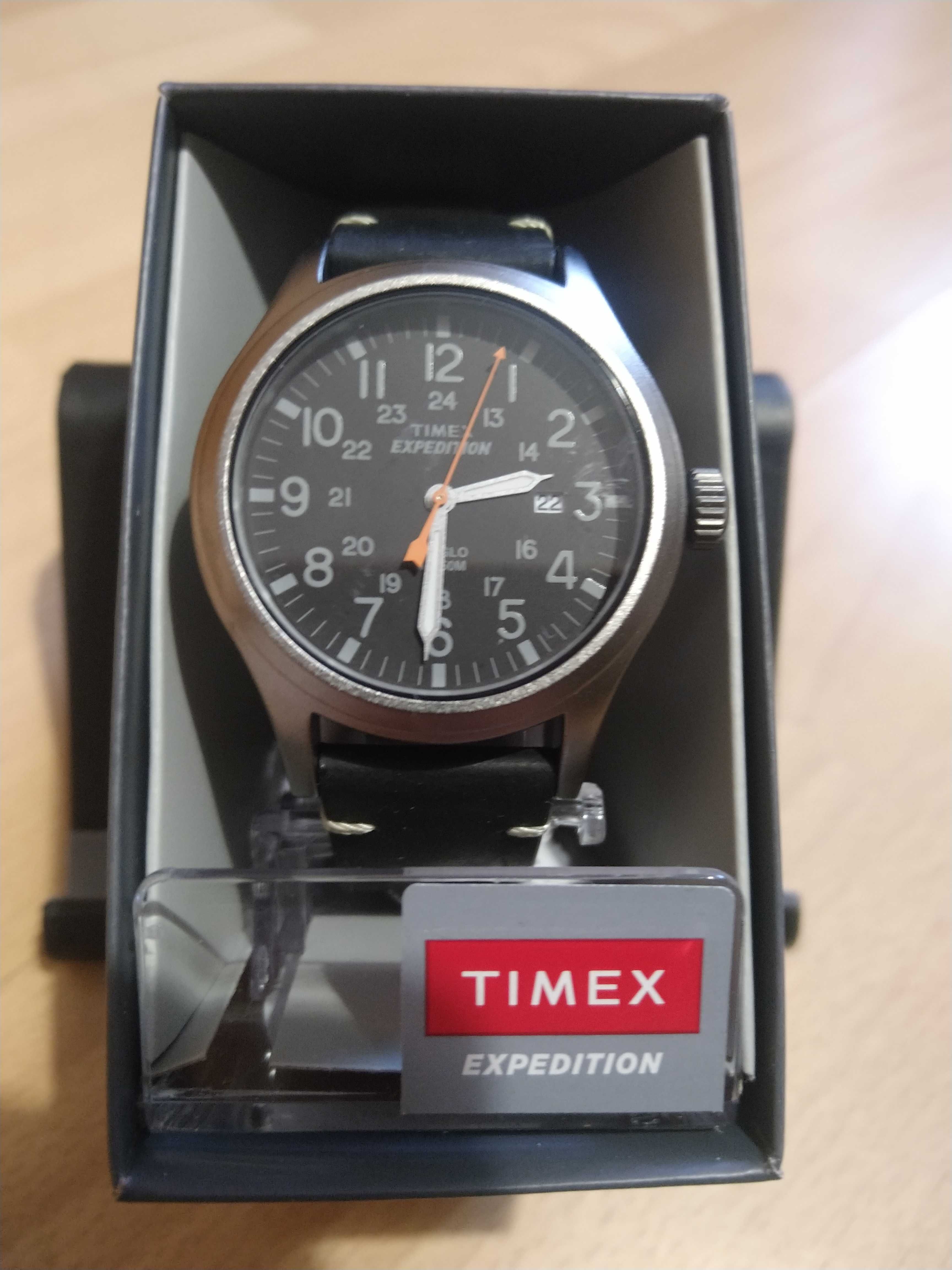 Czarny zegarek męski TIMEX Expedition Scout TW4B01900 z INDIGLO. Nowy!