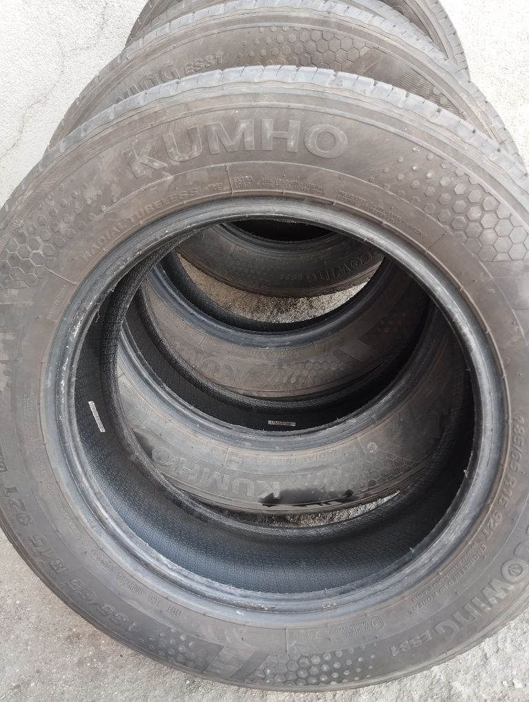 Opony kumho 186/65/15 jak nowe