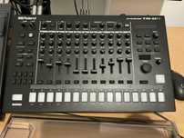 Roland TR-8S +decksaver +SD z płatnymi paczkami sampli i patternami