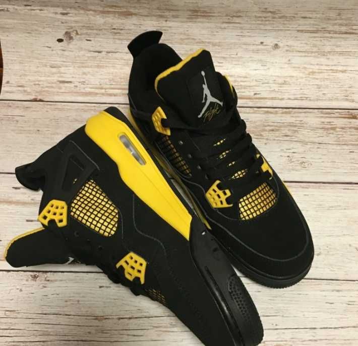 Jordan 4 RetroThunder R.47.5