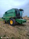 Kombajn zbożowy John Deere 2264