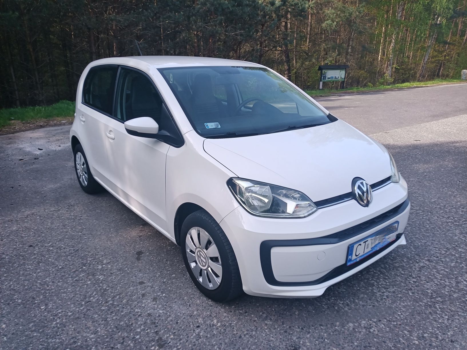 Volkswagen Up 1.0.  2019r. Polski salon