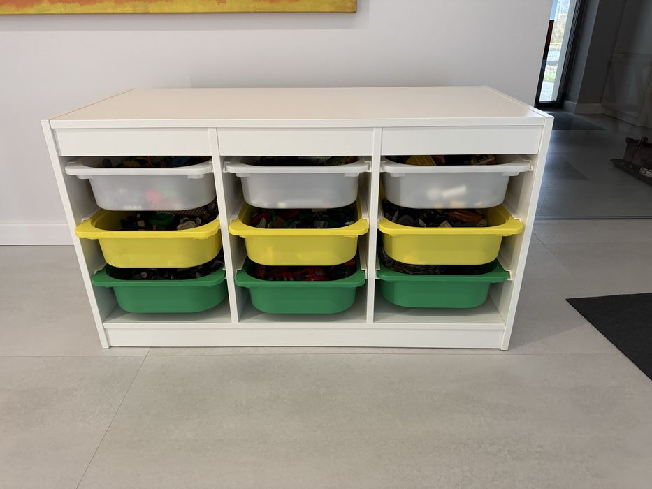 Regal z pojemnikami TROFAST IKEA