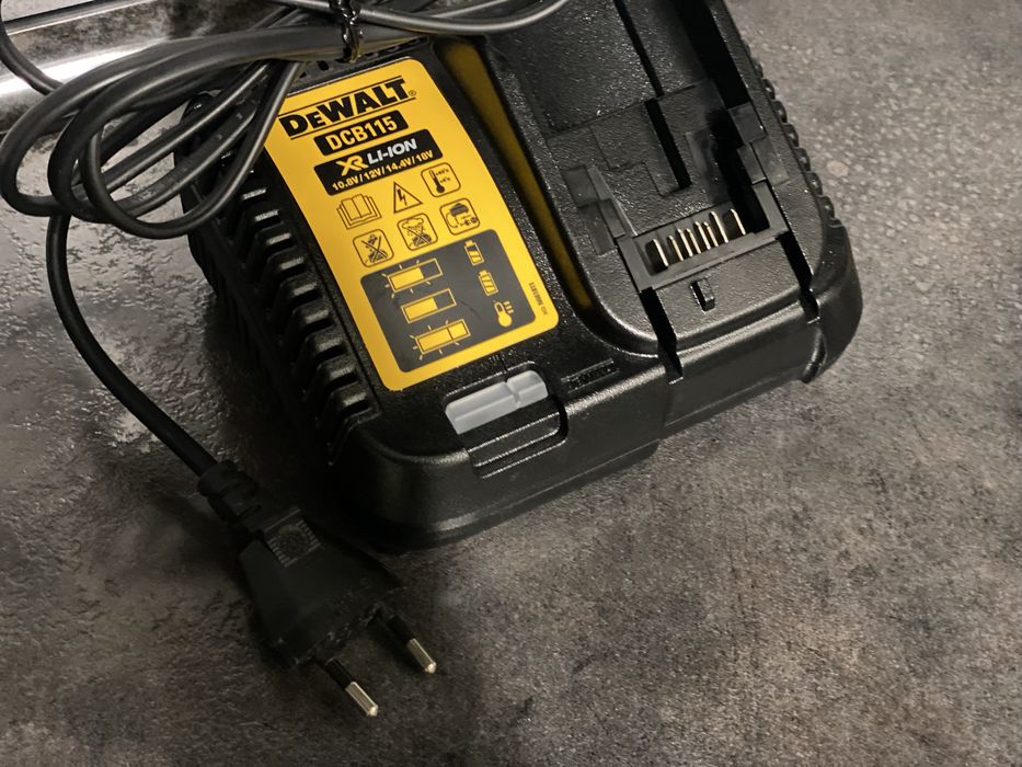 Акумулятори Dewalt, dcb546,dcb547,dcb548, dcb115,dcb116,dcb118