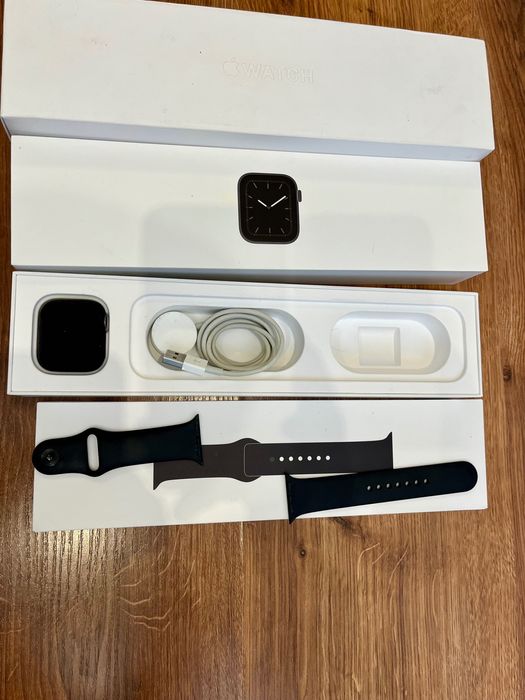 Apple Watch Series 5 40 mm 100% акумулятор з коробкою Епл вотч 5 40 мм