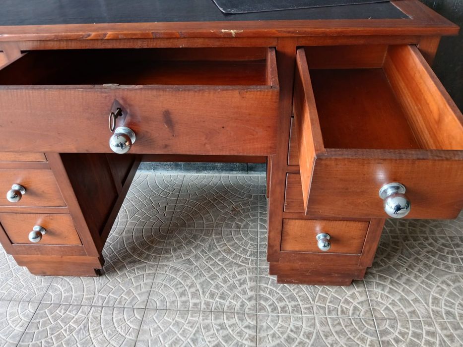 Secretária antiga madeira maciça