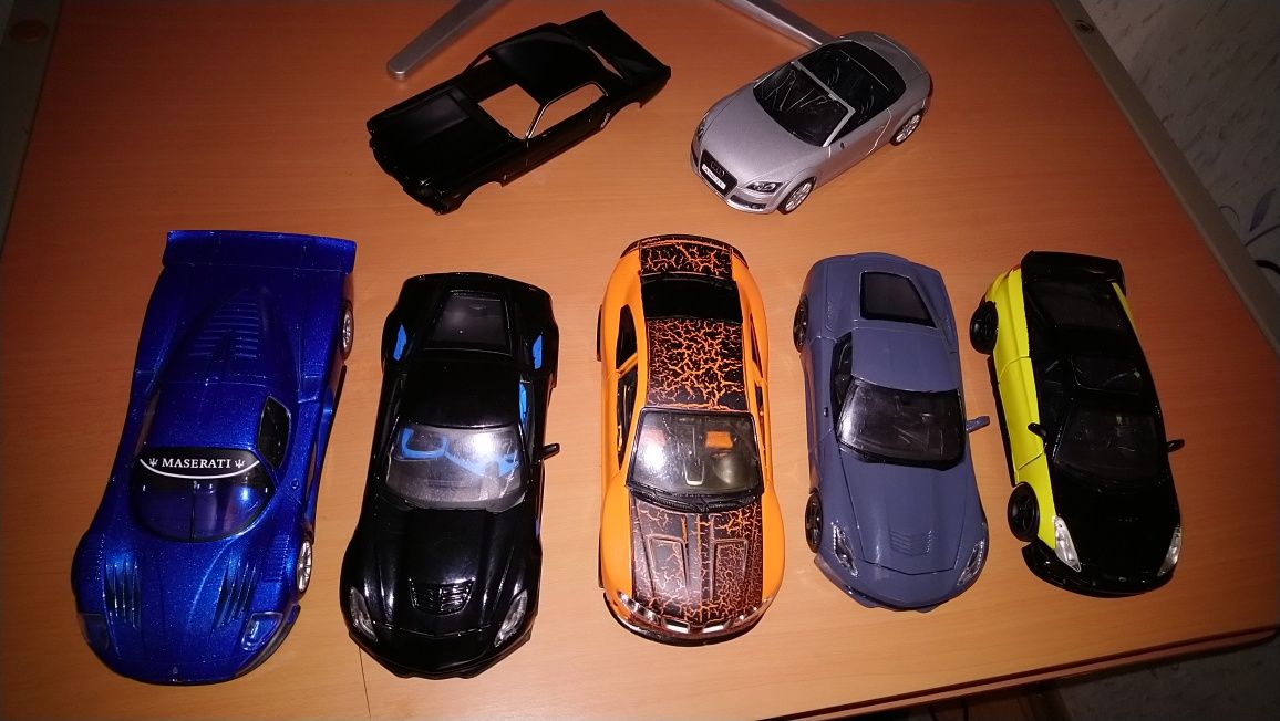 1/24 автомодели, коллекционые. Машинки. Maisto. Welly Motormax. Burago