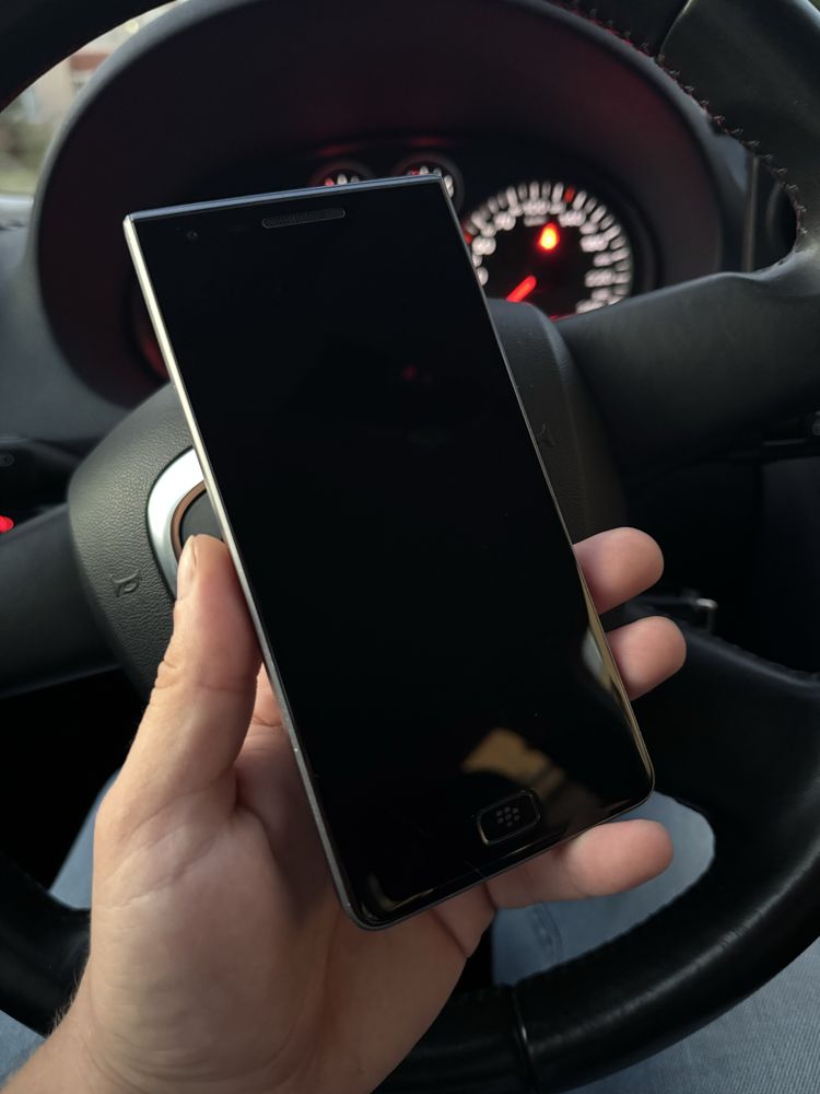 BlackBerry Motion BBD100-6