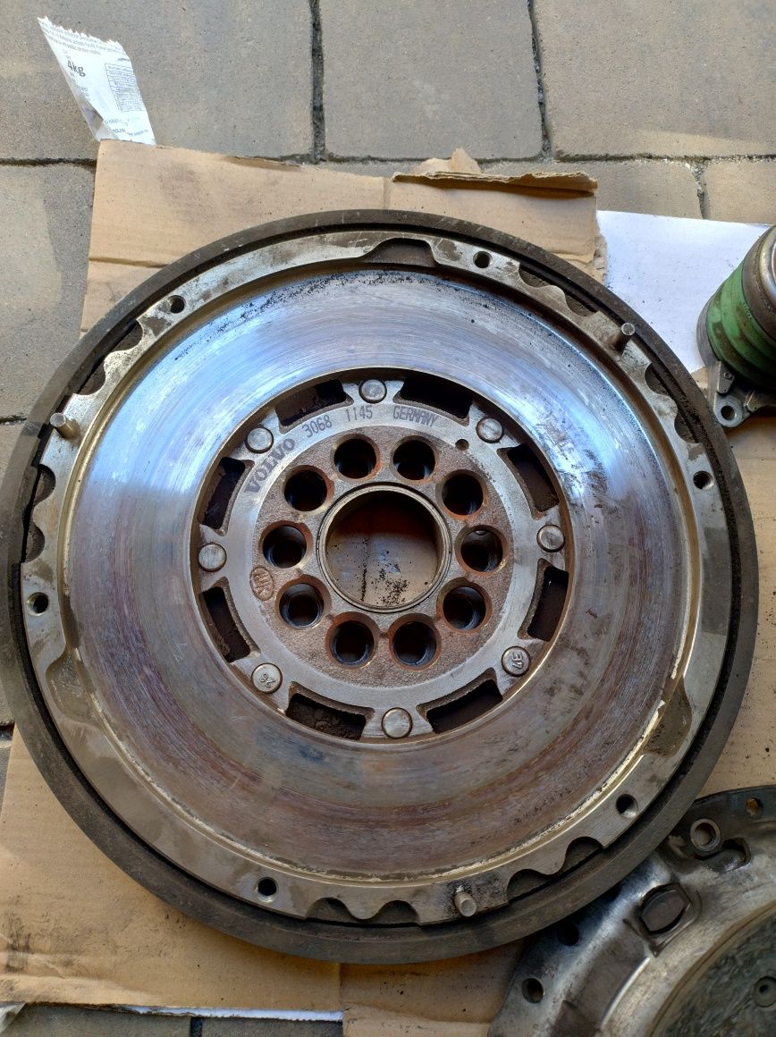 Sprzęgło Volvo S60 2,4 D5 2005r