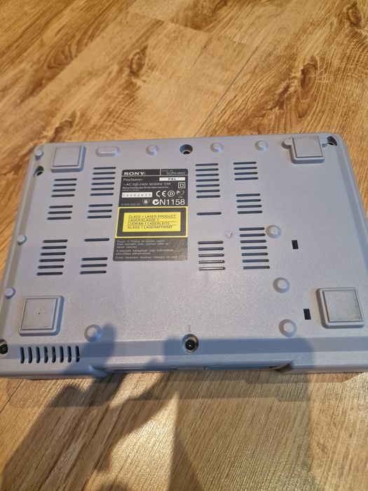 Zestaw konsola PSX ps1 wraz z padem i grami - METAL GEAR SOLID !!