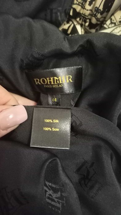 Красивое шёлковое платье-сарафан. Размер 16/44.