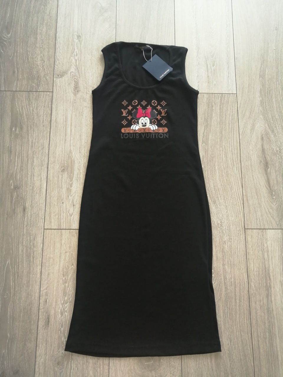 Nowa sukienka midi Louis Vuitton, LV, czarna, logowana, z metkami