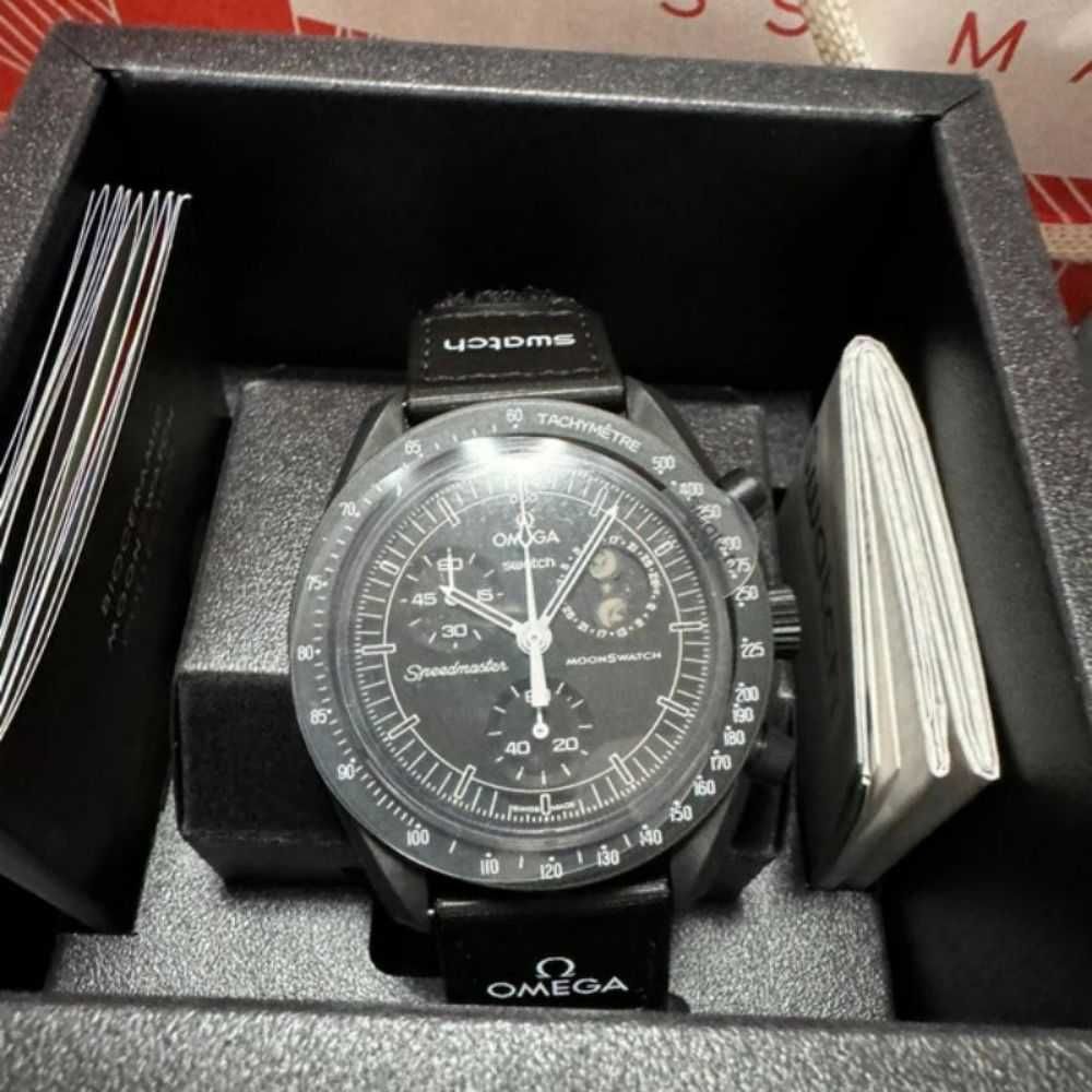 Omega Swatch Snoopy SO33B700: Kolekcjonerski Hit