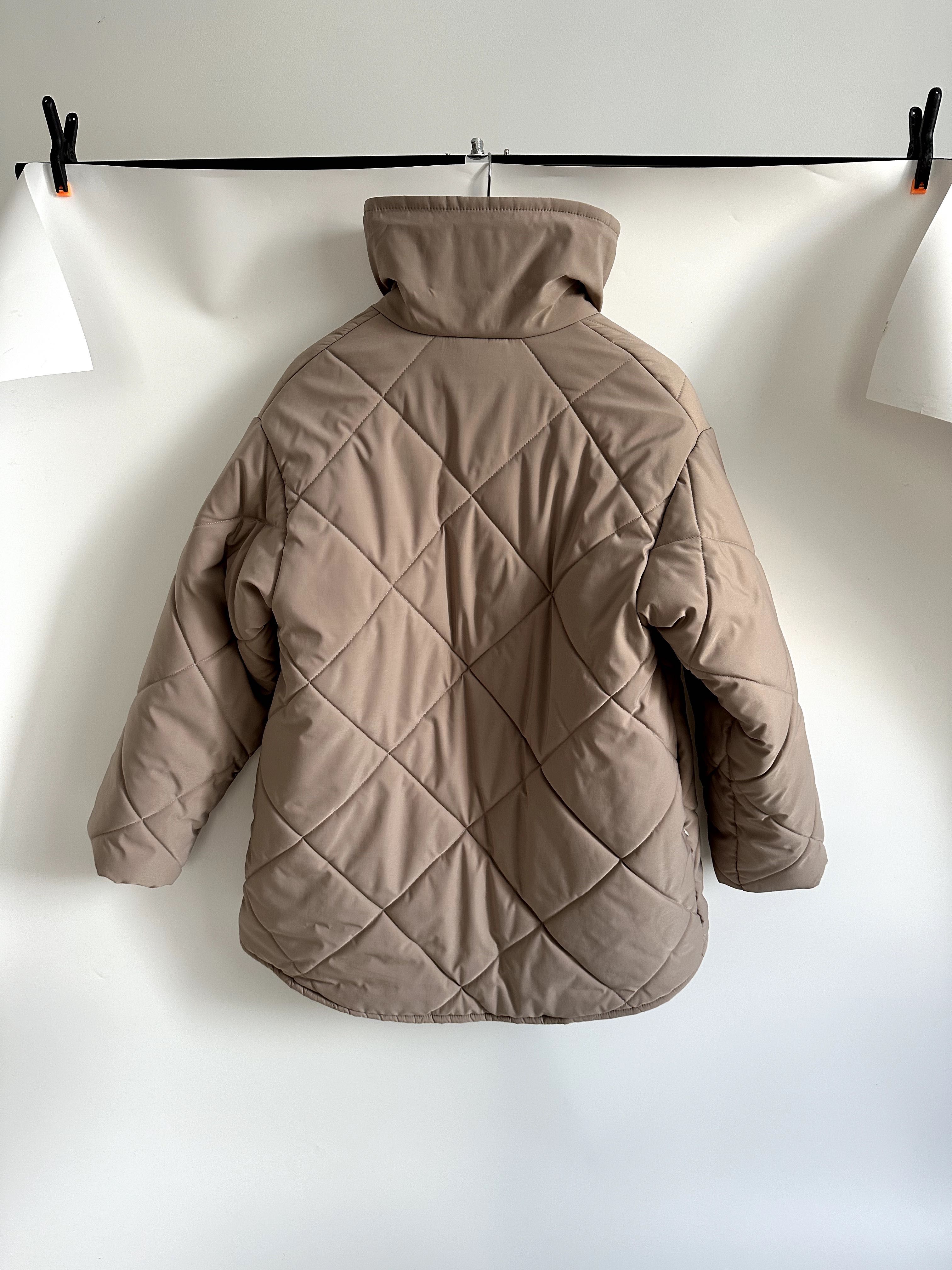 Зимова бежево-коричнева коротка жіноча куртка-пуховик