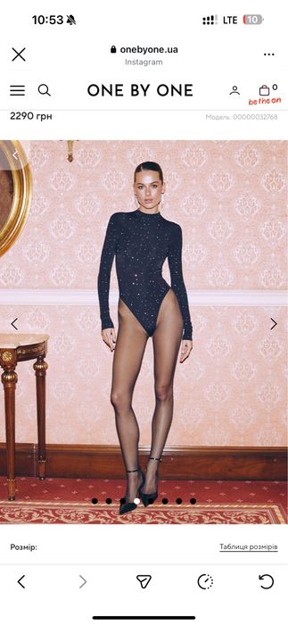 Боді чорного кольору в срібні стрази