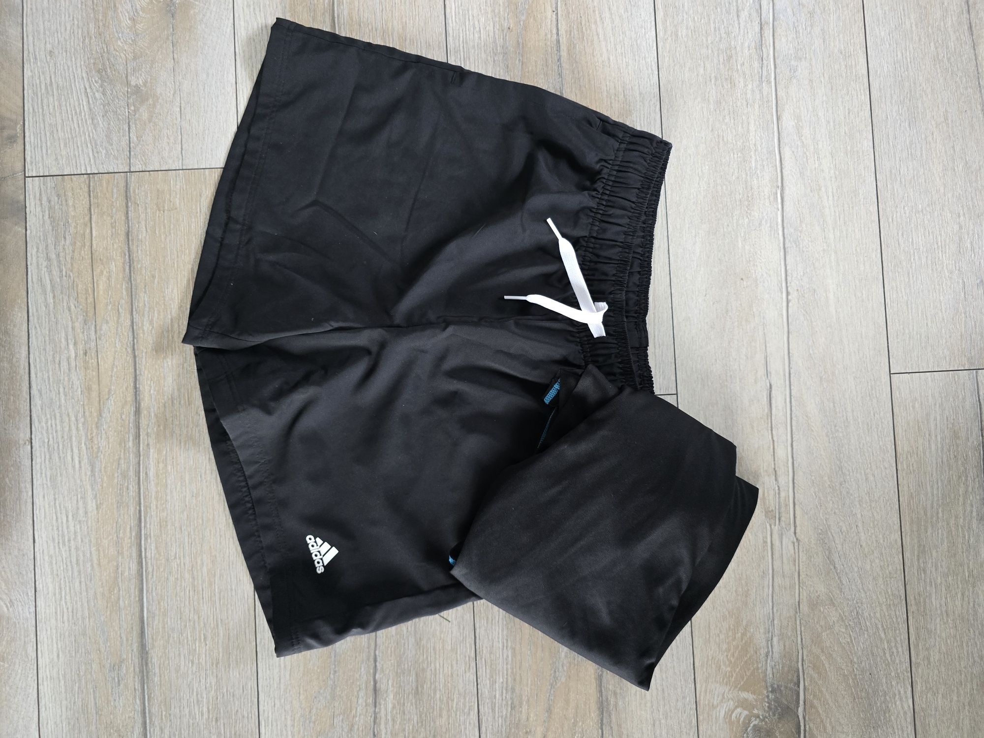 Spodenki sportowe chłopięce Adidas+gratis