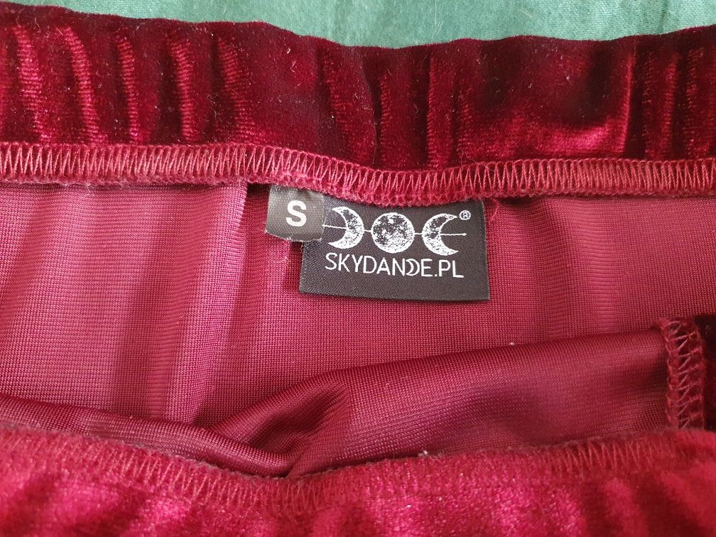 Skydance Agony Mini Skirt bordowa aksamitna spódniczka z wycięciami