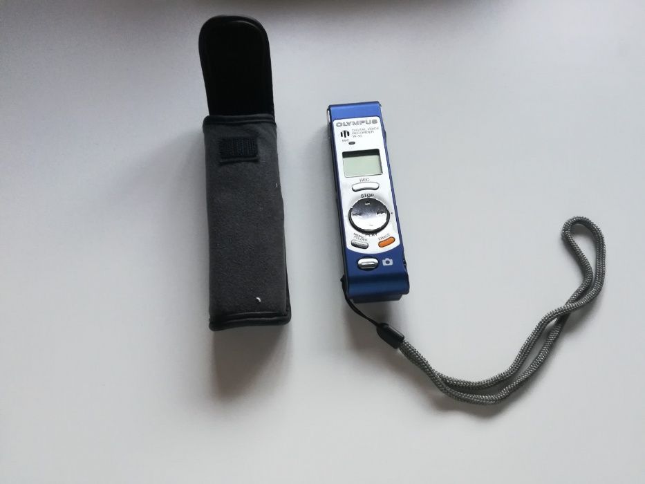 Olympus digital voice recorder W-10 (não funciona)