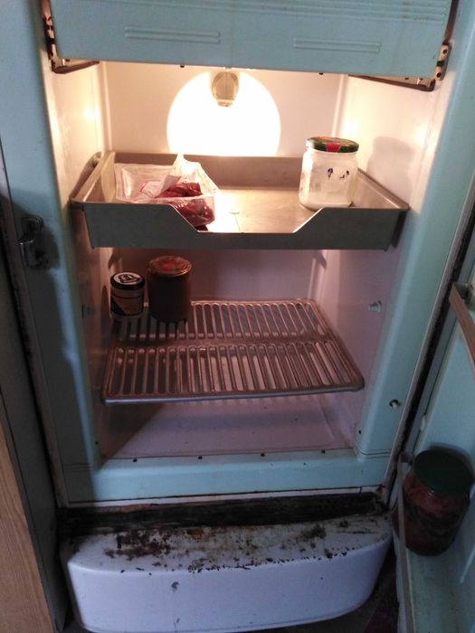 Холодильник - раритет "Тамбов"