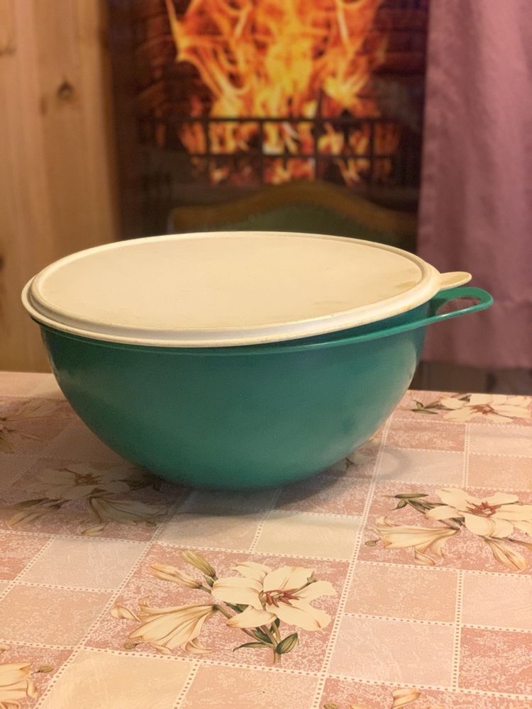 Чаша Tupperware Милиан 7 л для замешивания теста