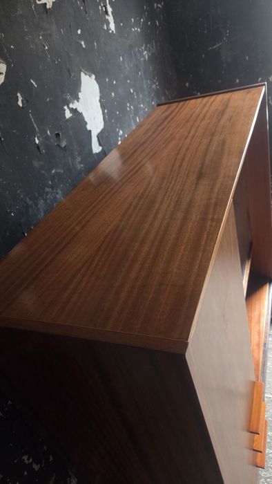 Biblioteczka witryna Mezulanik vintage design Czechosłowacja