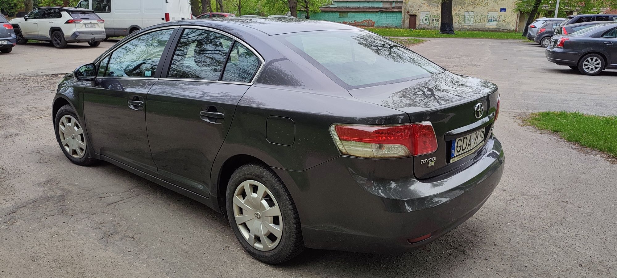 Toyota Avensis T27 benzyna 2011 rok