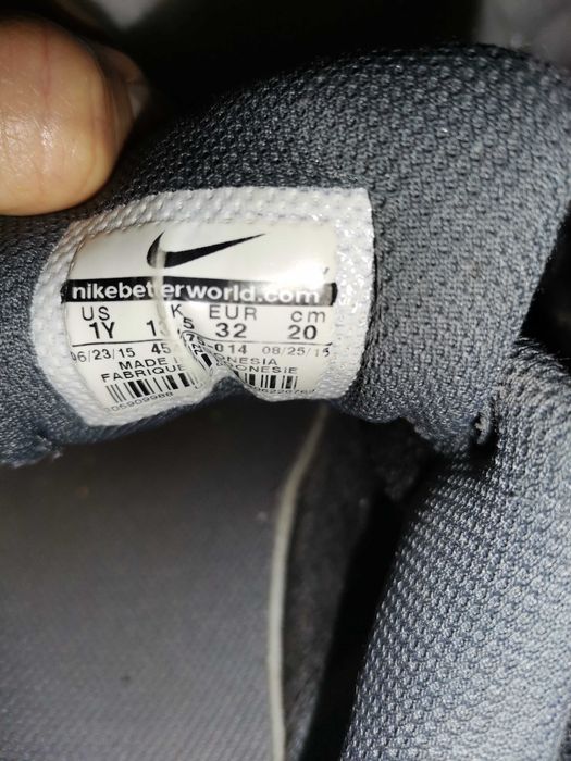 Buty chłopięce Nike 32