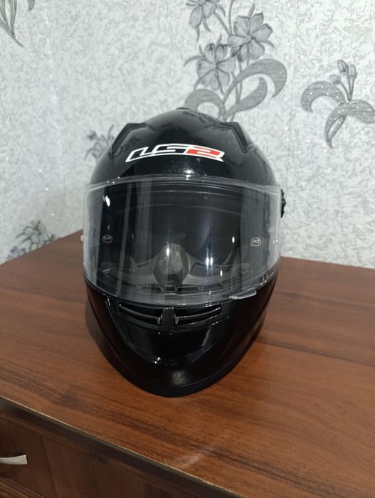 Продам шолом LS2