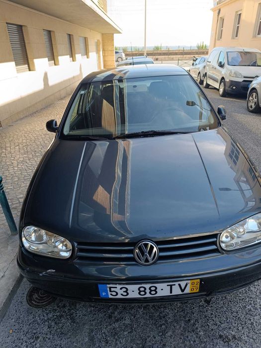 VW Golf  4 - 1.4 gasolina em excelente estado motor